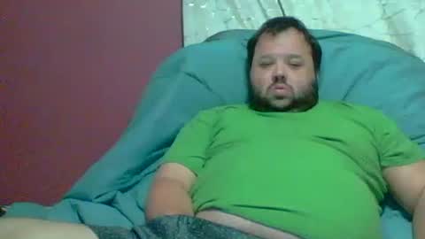 Snapshot of bigbear3287 chatting on November 2025 08:09:01 AM Liam online show from November 2025 08:09:01 AM