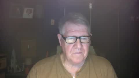 Snapshot of bigbeerdrinker1 chatting on December 2024 12:31:01 PM bigbeerdrinker online show from December 2024 12:31:01 PM