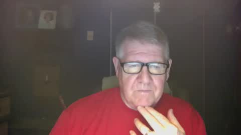 Snapshot of bigbeerdrinker1 chatting on January 2025 12:55:02 AM bigbeerdrinker online show from January 2025 12:55:02 AM