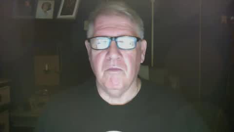 Snapshot of bigbeerdrinker1 chatting on January 2025 05:15:02 AM bigbeerdrinker online show from January 2025 05:15:02 AM