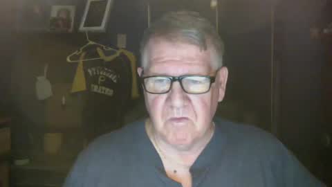 Snapshot of bigbeerdrinker1 chatting on March 2025 08:54:02 AM bigbeerdrinker online show from March 2025 08:54:02 AM