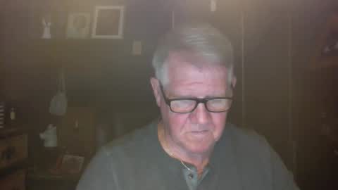 Snapshot of bigbeerdrinker1 chatting on October 2025 04:56:02 AM bigbeerdrinker online show from October 2025 04:56:02 AM