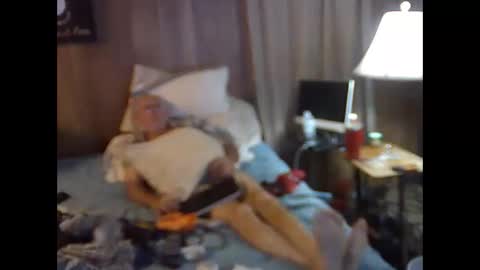 Snapshot of bigbenidick1 chatting on November 2025 12:32:01 AM BB online show from November 2025 12:32:01 AM