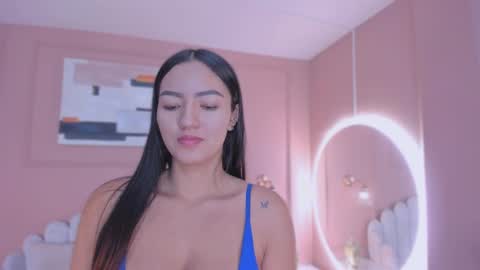 Snapshot of bigboobsnaughty1 chatting on December 2024 10:24:01 AM online show from December 2024 10:24:01 AM