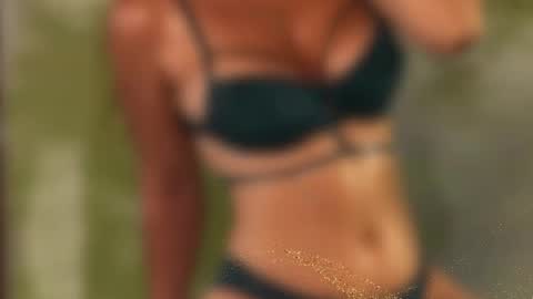 Snapshot of bigboobsnaughty1 chatting on December 2024 04:17:01 PM online show from December 2024 04:17:01 PM