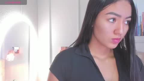 Snapshot of bigboobsnaughty1 chatting on January 2025 10:22:01 AM online show from January 2025 10:22:01 AM