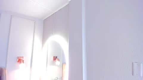   online show from September 2025 10:07:02 AM