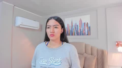   online show from October 2025 10:10:02 AM