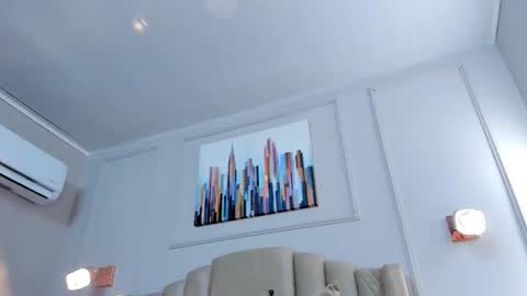   online show from November 2025 10:03:02 AM