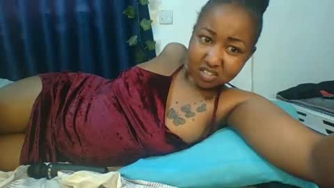 BigBoootyy online show from September 2025 07:01:02 AM