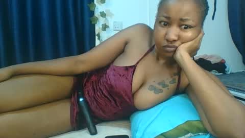 BigBoootyy online show from September 2025 07:24:02 AM