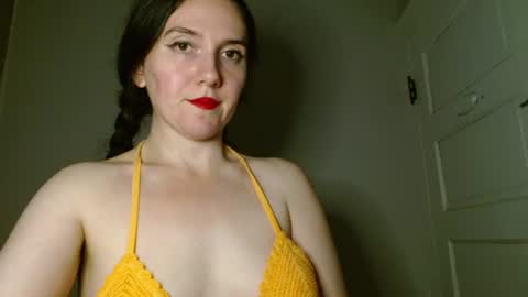 Snapshot of bigbootybunny chatting on July 2026 05:43:02 AM Isabella online show from July 2026 05:43:02 AM