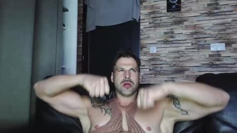 Bigboyband online show from October 2025 06:04:01 PM