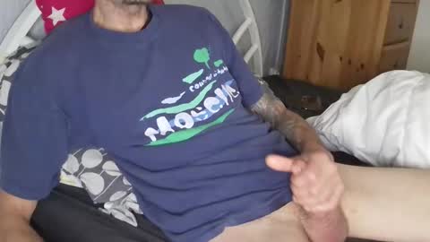 Snapshot of bigboyjinn chatting on September 2025 08:43:01 PM Jinn online show from September 2025 08:43:01 PM