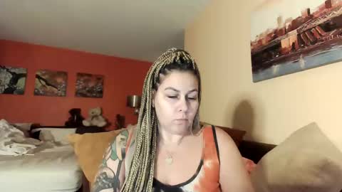 Snapshot of bigbreastsabrina chatting on December 2024 11:48:01 PM BIG BREAST SABRINA online show from December 2024 11:48:01 PM