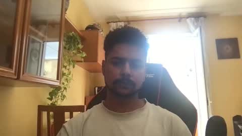 bigbrown_boy online show from September 2025 09:33:02 AM