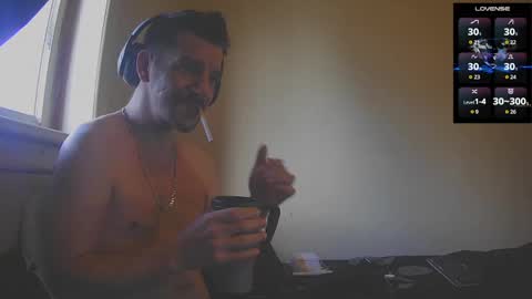 Jon - Im Straight online show from October 2025 01:20:02 PM