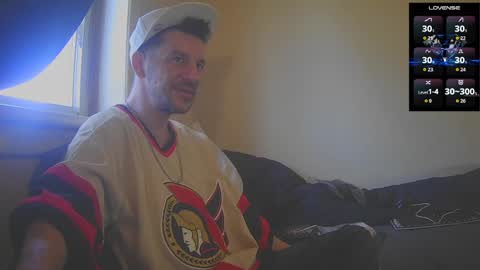 Jon - Im Straight online show from October 2025 06:58:02 PM