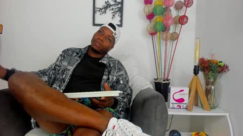 sexy muscle online show from December 2024 03:25:02 AM