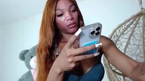 Snapshot of bigcockebonyts chatting on October 2025 05:27:02 AM .. online show from October 2025 05:27:02 AM