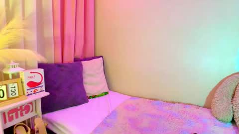 Snapshot of bigcockmarina chatting on October 2025 12:22:02 PM HOLLY online show from October 2025 12:22:02 PM