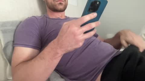 Snapshot of bigcollegecock69690 chatting on December 2024 05:37:02 PM bigcollegecock69690 online show from December 2024 05:37:02 PM