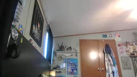 Tiny online show from February 2026 09:56:02 PM