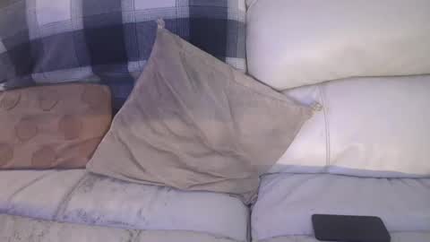 Snapshot of bigdicktrannynicole chatting on December 2024 08:18:01 PM bigdicktrannynicole online show from December 2024 08:18:01 PM