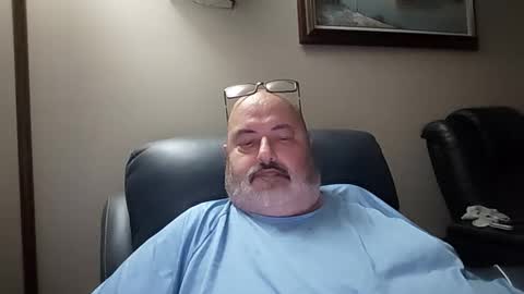 bigfuzzyteddybear online show from December 2025 05:04:02 AM