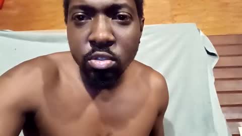 Snapshot of biggbic36 chatting on December 2024 06:40:01 PM biggbic36 online show from December 2024 06:40:01 PM