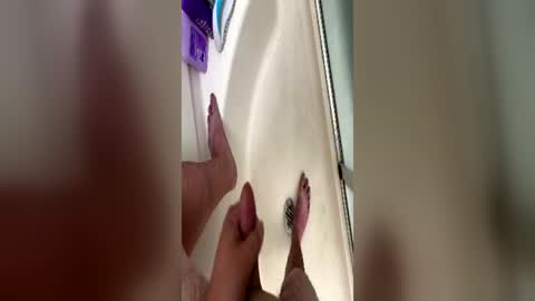 bigheaded447cock online show from June 2026 01:24:02 PM