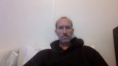 Snapshot of bighugemouthful chatting on November 2025 04:44:02 AM Chaz online show from November 2025 04:44:02 AM