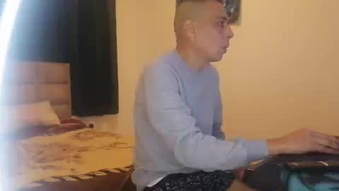 bighunter914318 online show from February 2026 05:08:01 PM