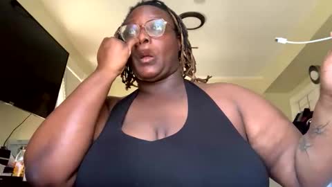 bigkittyraven online show from February 2026 05:11:02 PM