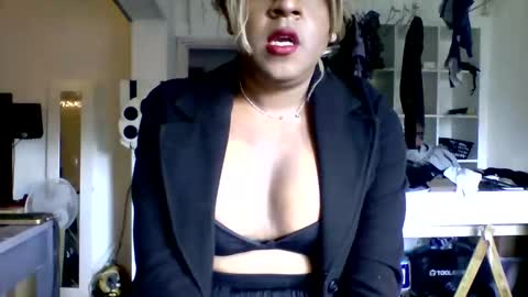 Snapshot of bigo247 chatting on September 2025 10:20:02 AM Shemale Anna online show from September 2025 10:20:02 AM