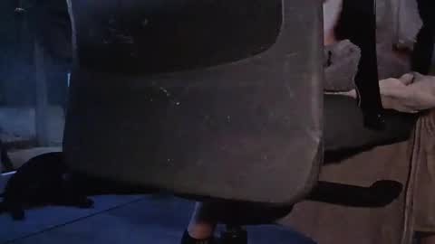 Snapshot of bigomale63 chatting on December 2024 07:40:02 AM Anton online show from December 2024 07:40:02 AM