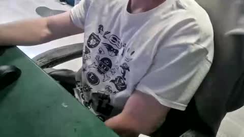 Snapshot of bigpeepdude chatting on June 2026 12:42:02 PM bigpeepdude online show from June 2026 12:42:02 PM