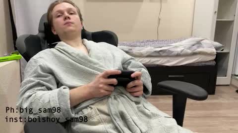 bigsamuel05 online show from October 2025 07:01:02 PM