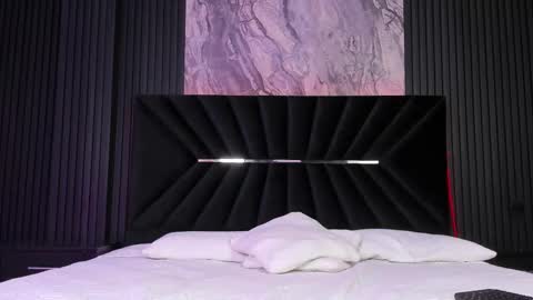 Zayra online show from September 2025 05:11:01 AM