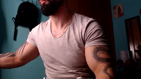 Snapshot of bigstallone chatting on December 2024 12:11:01 AM BigStallion online show from December 2024 12:11:01 AM