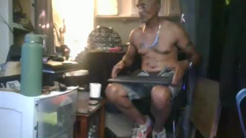 Snapshot of bigsteppa2027 chatting on October 2025 01:53:02 AM bigsteppa2027 online show from October 2025 01:53:02 AM