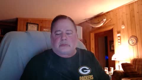 Snapshot of bigthicksatisfying2 chatting on December 2024 10:43:01 PM bigthicksatisfying2 online show from December 2024 10:43:01 PM