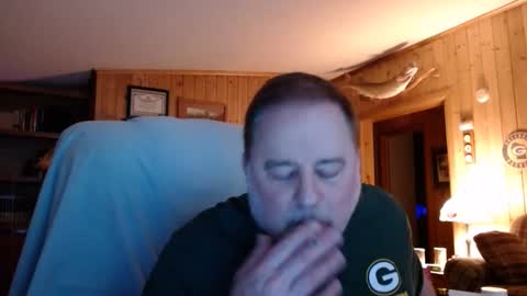 Snapshot of bigthicksatisfying2 chatting on December 2024 06:34:01 AM bigthicksatisfying2 online show from December 2024 06:34:01 AM