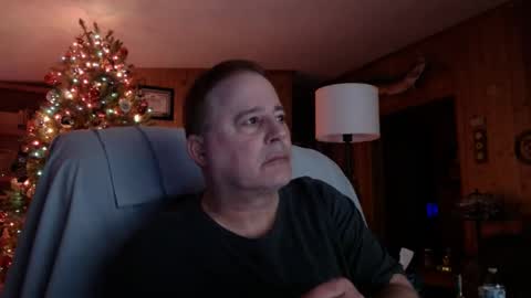 Snapshot of bigthicksatisfying2 chatting on December 2024 10:45:02 AM bigthicksatisfying2 online show from December 2024 10:45:02 AM