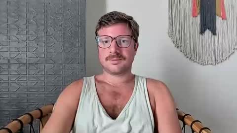 bigthickvic online show from May 2026 01:16:02 PM