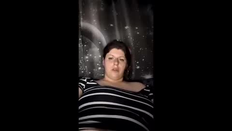 Snapshot of bigtitslala chatting on April 2026 10:51:02 PM bigtitslala online show from April 2026 10:51:02 PM