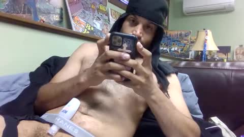 Snapshot of bigwalkdog12 chatting on June 2026 10:37:01 PM Floppyphallus online show from June 2026 10:37:01 PM