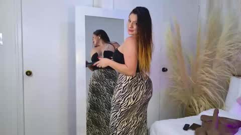   online show from September 2025 07:05:01 PM