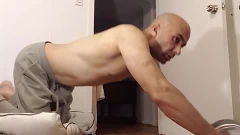 Bilie online show from November 2025 06:45:02 PM