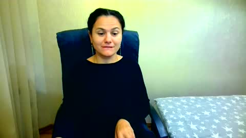 DOM NIKA online show from September 2025 09:37:02 PM